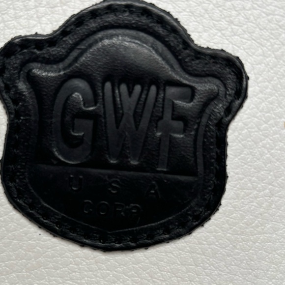 NYC TAXI (GFW)  white messenger  bag  flap over tote, laptop bag, casual bag - Picture 6 of 16